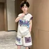 Conjunto de Colete Sem Manga Novo de Verão para Meninos, Conjunto de Duas Peças com Shorts Esportivos Modernos e Descolados, Roupa Casual de Verão da Moda para Crianças Mais Velhas