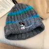 Adorable Gorro de Lana Rayado Bordado con Cachorro para Mujer en Otoño e Invierno Estilo Coreano Gorro Pequeño de Punto con Circunferencia de Cabeza Grande Gorro Cálido