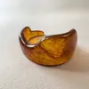 Pulseira aberta em forma de onda irregular transfronteiriça europeia e americana, uma pulseira de resina geométrica em forma de arco única e exagerada com efeito degradê