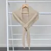 Triângulo de Echarpe para Comércio Exterior Europeu e Americano Feminino Outono e Inverno Versátil Xale Jacquard Fonte da Fábrica Atacado Dropshipping