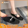 796-9 Zapatos de Salón Casuales Estilo Hada Altura Interior Punta Cuadrada 25 Nuevos Estilo Suave Pequeño Fragante Hebilla de Pedrería Zapatos Traseros Abiertos