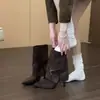 Primeiro Encontro Temporada Moda Versátil Chic Francês Luxo Leve Fivela Bico Fino Salto Agulha Botas de Moda Femininas