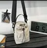 Bolsa de Celular Esportiva com Cordão Nova Tendência 2026 Transfronteiriça, Leve e Fashion, Adequada para o Dia a Dia, Lazer ao Ar Livre e Uso Transversal para Mulheres