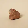 Colgante llavero de oso de madera tallado a mano, linda decoración para bolso, adorno de escritorio creativo, pequeño regalo