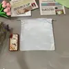 Bolsa de Satén de Seda Bolsa para el Polvo Bolsa de Almacenamiento Ropa Interior Zapatos Bolsa con Cordón Set de Cuatro Piezas para Viaje Bolsa de Embalaje para Faldas