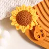Regalo de graduación para ser no. 1 broche de accesorios de flor de girasol simulación tejida a mano regalo para examen de ingreso a la universidad venta al por mayor