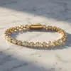 Pulsera de Tenis de Lujo Ligero Nueva Más Vendida para Mujer con Moissanita de Forma Irregular Totalmente Incrustada, Diseño de Nicho con un Toque de Alta Gama y Estilo Versátil