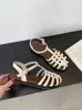 Zapatos tejidos retro calados, sandalias planas de punta cerrada para mujer, nuevo estilo de verano y otoño, sandalias romanas con correa trasera