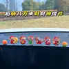 Decoración de Coche del Dios de la Riqueza Linda y Divertida con Cabeza Vibratoria, Decoración de Pantalla de Tablero de Vehículo Eléctrico, Figura Pequeña del Dios de la Riqueza