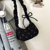 Nova Bolsa Feminina 2025 Moda Casual Grande Capacidade Bolsa de Ombro Estilo Simples Doce Bolsa Transversal de Veludo Morango