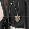 Otoño e Invierno Estampado de Leopardo Piel Multifuncional Clip para Gafas de Sol Cadena para Gafas Almacenamiento Collar Cordón para Mujer Cadena para Suéter Accesorio