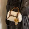 Bolsa Esponjosa para Mujer 2026 Nuevo Otoño/Invierno Bolsita para Cosas de Uso Diario Moda Versátil Felpa Bolso de Hombro Único Cruzado
