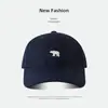 Nueva gorra bordada con letras estilo coreano para hombres y mujeres, adecuada para todas las estaciones, gorra de béisbol versátil para exteriores que hace que la cara se vea más pequeña, gorra de béisbol estilo americano