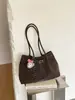 2026 Nuevo Estilo Bolsa Cesta de Frutas para Mujer Bolso de Mano Versátil de Moda Bolso para Viajes Diarios de un Solo Hombro Bajo el Brazo Bolso de Moda Transfronterizo