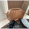 Bolsos plisados de moda transfronterizos este año, Nuevos bolsos de axila vintage Otoño 2026, Bolsos de hombro y cruzados versátiles y a la moda