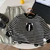 Sudadera infantil a rayas con elefante, unisex, top de manga larga para primavera y otoño, jersey casual y versátil de cuello redondo, diseño lindo