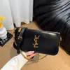 Bolso de Hombro/Axila Versátil de Color Sólido Nuevo Primavera/Verano 2026, Bolso Cruzado Cuadrado Pequeño de Moda Sencillo de Tendencia de Este Año para Mujer