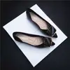 Zapatos Planos Individuales Elegantes Versátiles Nuevos Otoño 2026 para Mujer Punta Puntiaguda Mocasines de Moda Suela Suave Zapatos de Trabajo