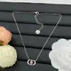 Nuevo Collar CD de Lujo D Brand Retro Incrustado con Diamante Rosa 2025 para Mujer, Collar de Nariz de Cerdo de Alta Gama, Venta al por Mayor desde el Fabricante
