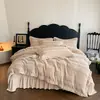 Juego de ropa de cama de cuatro piezas estilo lujo con pelo de conejo y terciopelo de leche, con un diseño de alta gama, engrosado para abrigar y adecuado para uso invernal