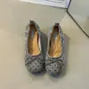Zapatos Mary Jane estilo coreano con lunares, colección otoño/invierno 2026, adecuados para ir al trabajo, con tacón oculto, suela antideslizante y diseño de puntera poco profunda