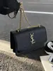 Bolso Pequeño Cuadrado Simple y Elegante Marca de Hong Kong 2025 Nuevo de Moda Versátil Bolso de Hombro con Cadena Bolso Cruzado para Mujer