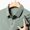 Camiseta de Manga Corta para Hombre para Verano, Cuello Campana Casual, Diseño Perforado, Camiseta Lisa de Media Manga, Polo Ajustado para Hombre de Tiktok