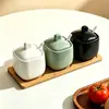 Estilo Minimalista Nórdico Frasco para Condimentos Caja de Cerámica para Condimentos para Uso Doméstico con Tapa y Bandeja de Madera, Contenedor Redondo para Condimentos para Glutamato Monosódico y Sal