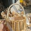 Nova cesta de flor de salgueiro feita à mão Rattan palha Tassel Festival Presente de casamento princesa cesta pequena cesta de vime