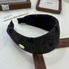 Nueva Diadema de Gama Alta con Corona Alta, Diadema Negra Estilo Chanel, Lazo Coreano, Accesorio Simple para el Cabello para Mujeres