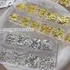 Navidad Clavo Remache Arte de Uñas Joyería Caja Larga Forma Especial Copo de Nieve Aleación Base Plana Diamante Pegatinas de Joyería para Uñas Metálicas 12 Rejillas