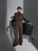 Chaleco de punto suelto adelgazante con cuello alto apilado estilo francés y pantalones rectos de pierna ancha para otoño-invierno, modelo nuevo de nicho 2026