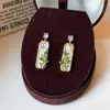 Nuevos Pendientes de Bambú Esmaltado Estilo Chino con Circonita Pendientes Únicos de Alta Gama Pendientes Elegantes y Hermosos Pendientes Dorados para Mujer