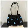 Bolso de Hombro de Moda Casual Nuevo y Fresco con Diseño Creativo de Lunares Grandes para Mujer 2026 Bolso de Mano Texturizado