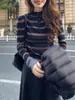 Suéter de tricô de lã pura com gola alta e listras color-block, moderno e estiloso, para mulheres, grosso e slim fit, suéter elegante para usar como base
