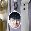 Llavero acrílico de doble cara con fondo blanco de Lin Junjie, colgante para mochila escolar, soporte para imagen periférica, mismo estilo de TikTok