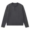 Tricô Japonês Retrô com Gola Henly Masculino Botões de Concha Textura de Renda Caimento Relaxado Cor Sólida Camada Base Suéter para o Dia a Dia