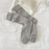 Primavera e Verão Miu Ballet Estilo Bordado Ultra-fino Bow Carnet Meias Femininas Mid-tube Meias de Algodão Doce Cor Sólida Pilha Meias