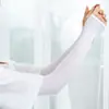 Mangas de seda de hielo para protección solar de verano para hombres y mujeres, protectores de brazo con protección UV, guantes finos para conducir en verano