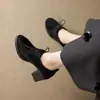 Zapatos de Piel de Vaca Suave Suela Gruesa Zapatos Individuales 2026 Primavera y Otoño Nuevos Zapatos de Piel con Cordones Estilo Británico Zapatos Planos de Cuero Versátiles Negros de Tacón Bajo