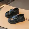 Zapatos de piel para niñas de 6 a 12 años, nuevos mocasines estilo británico de otoño, zapatos negros de rendimiento para niños, zapatos de princesa de suela suave