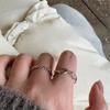 Moda de verano viento frío nuevo anillo nicho para mujer simple de alta gama 2024 nuevo anillo de plata esterlina de encaje blanco marea