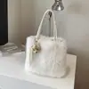 Nuevo bolso de mano de felpa para otoño e invierno para mujer, bolso tote elegante y moderno de gran capacidad, se puede llevar en la mano o usar como bolso cruzado