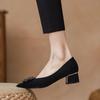 Sapatos de salto grosso com strass femininos salto médio 2024 outono novo boca rasa bico fino sapatos de trabalho sola macia preto salto alto