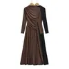 8743-26 Vestido de otoño estilo coreano de cuello medio alto y manga larga, vestido elegante de cuello redondo y manga larga, ajustado y plisado