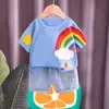 Ropa Nueva para Niños Estilo Coreano Traje de Dos Piezas Estilo Western para Niños Traje de Bebé Traje de Manga Corta con Dibujos Animados de Arcoíris para Niños