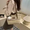 Bolsas de Palha Tecidas Arco-Íris da Moda Verão 2026 Novo Estilo Bolsas para Férias na Praia e Dia a Dia Bolsas Tote de Palha para Viagem ao Ar Livre