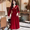 Vestido Rojo de Fiesta para Novia, Primavera 2026, Cuello de Muñeca Elegante, Oculta el Vientre, Adelgazante, Manga Larga, Vestido de Longitud Media