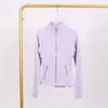 Jaqueta LULU DF com gola alta, zíperes duplos dourados e logo, em estoque para entrega imediata, adequada para esportes, fitness e moda