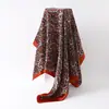 Lenço de Seda com Padrão Paisley Clássico Europeu e Americano para Mulheres, Lenço de Cabeça Versátil da Moda em Seda Sintética, Lenço Quadrado de 90cm, Atacado Transfronteiriço